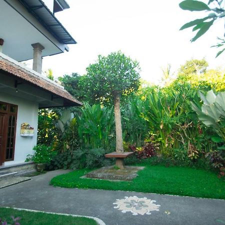 Akusara House Ubud  Exterior photo